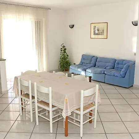 Augusta Villa