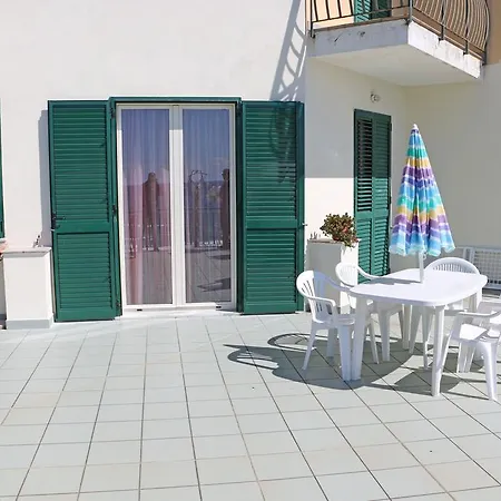 Augusta Villa *