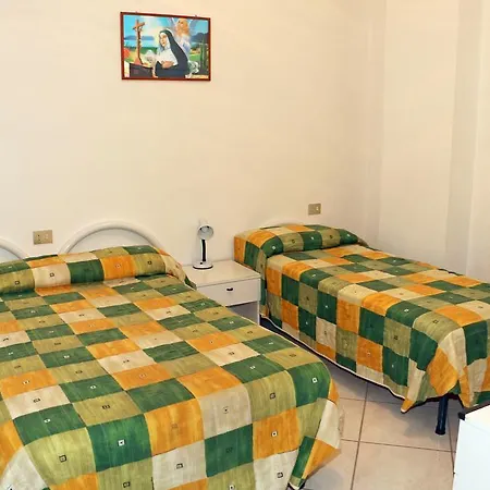 Augusta Villa *