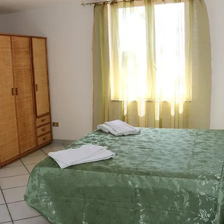 Augusta Villa *